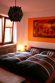 Schlafzimmer in ruhigem Ambiente